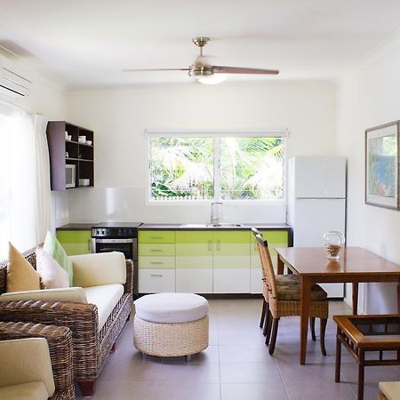 Villa Marine Holiday Apartments Cairns Yorkeys Knob ภายนอก รูปภาพ