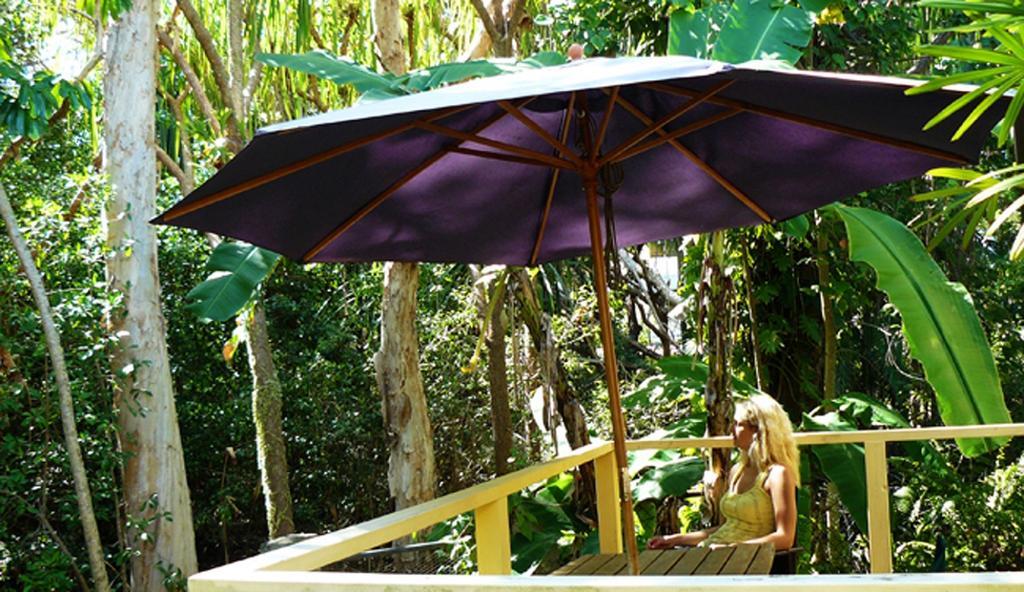 Villa Marine Holiday Apartments Cairns Yorkeys Knob ภายนอก รูปภาพ