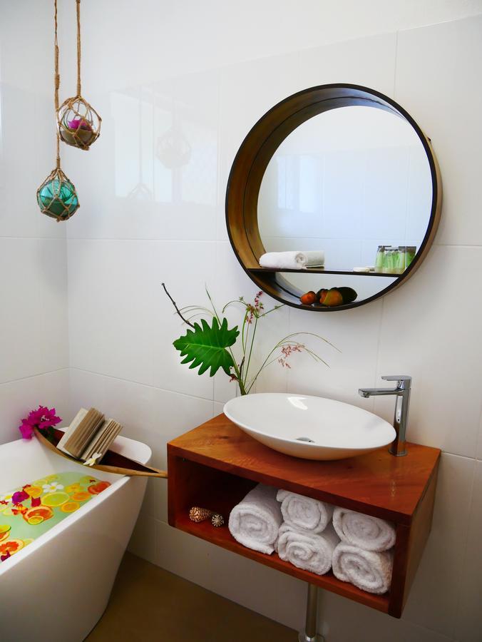 Villa Marine Holiday Apartments Cairns Yorkeys Knob ภายนอก รูปภาพ