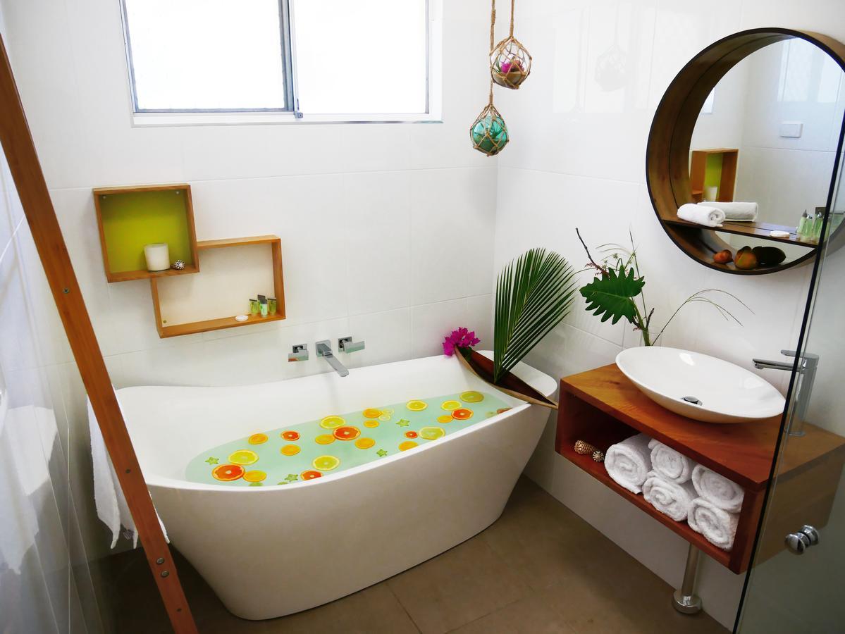 Villa Marine Holiday Apartments Cairns Yorkeys Knob ภายนอก รูปภาพ