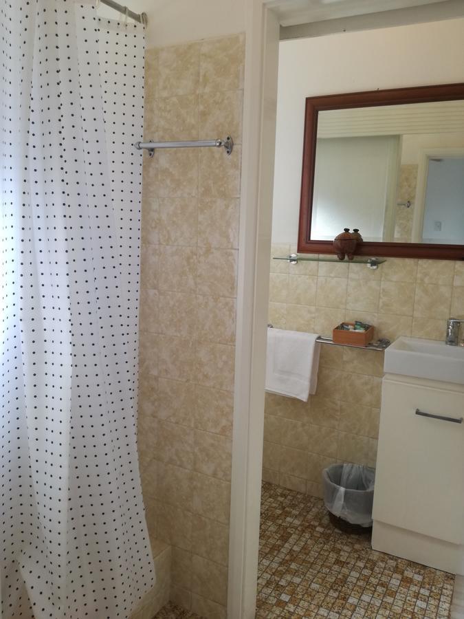 Villa Marine Holiday Apartments Cairns Yorkeys Knob ภายนอก รูปภาพ