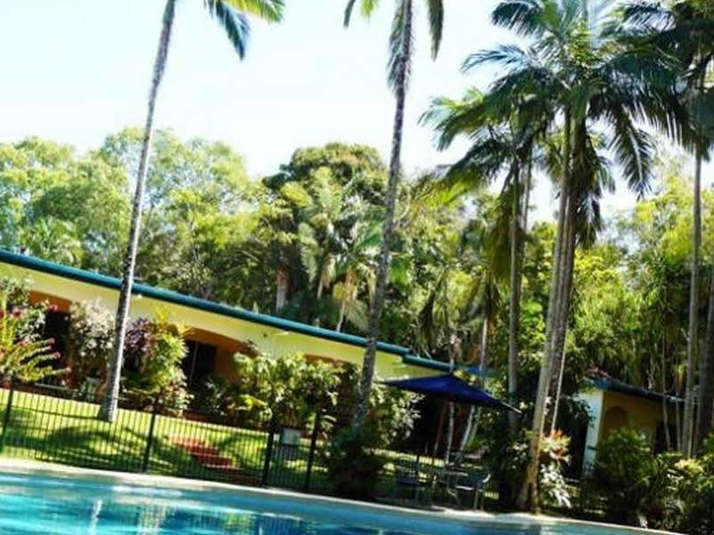 Villa Marine Holiday Apartments Cairns Yorkeys Knob ภายนอก รูปภาพ
